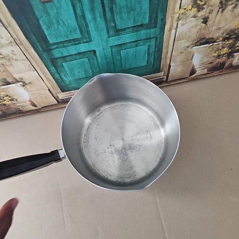 Farberware 10/18 Stainless Steel 3Qt Sauce Pan with Lid